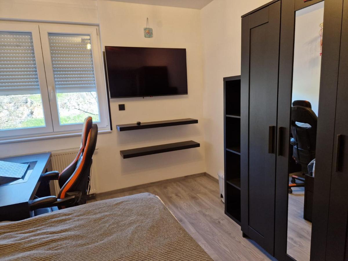 Apartment Illaria Rijeka Exteriör bild